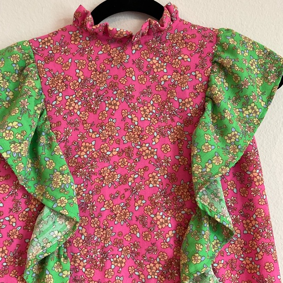KARLIE floral vintage ditzy ruffle top in pink/green - Picture 5 of 9